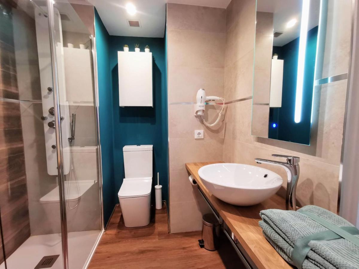 Apartamento Ral5021 En Triana Junto Al Centro Sevilla Eksteriør bilde